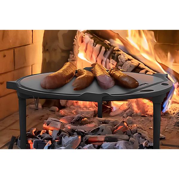 Μαντεμένια πλάκα ψησίματος Φ30 cm με ποδαράκια και λιποσυλλέκτη